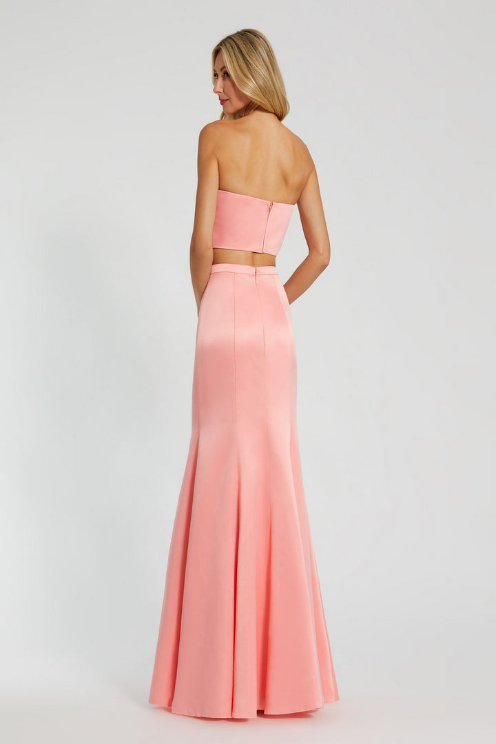 Mac Duggal 4983