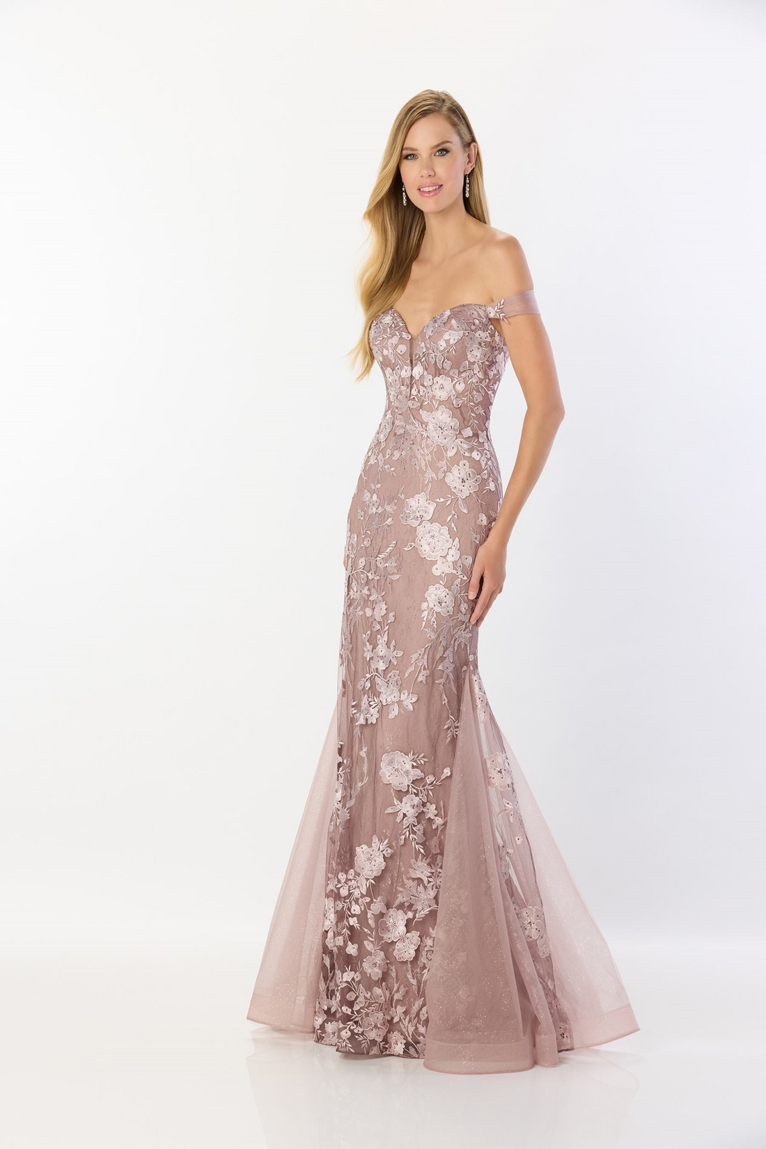 مون شيري مونتاج M2231 – M2231: Allure & Sophistication
