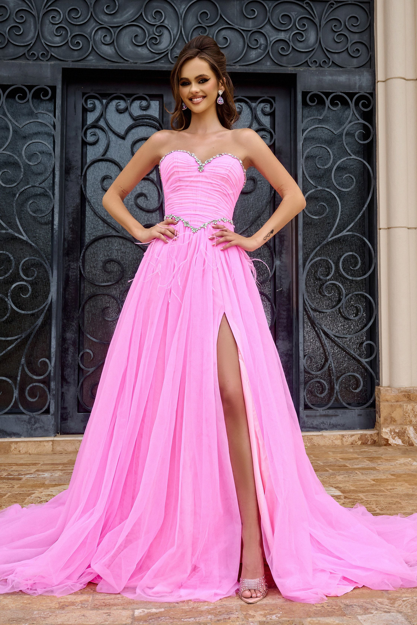 Captivating Sequined Masterpiece for Unforgettable Nights: Portia and Scarlett PS22194 main image 0