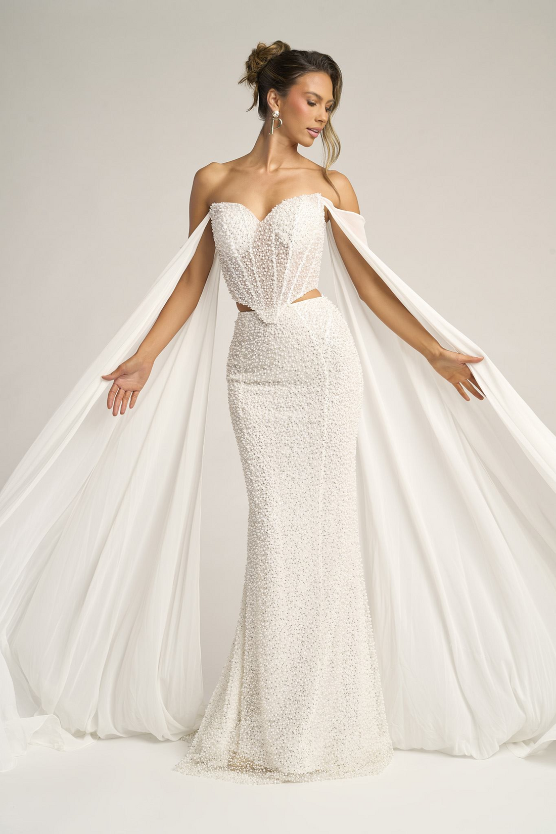 بورتياوسكارليتPS26326E – PS26326E: Captivating Evening Dress