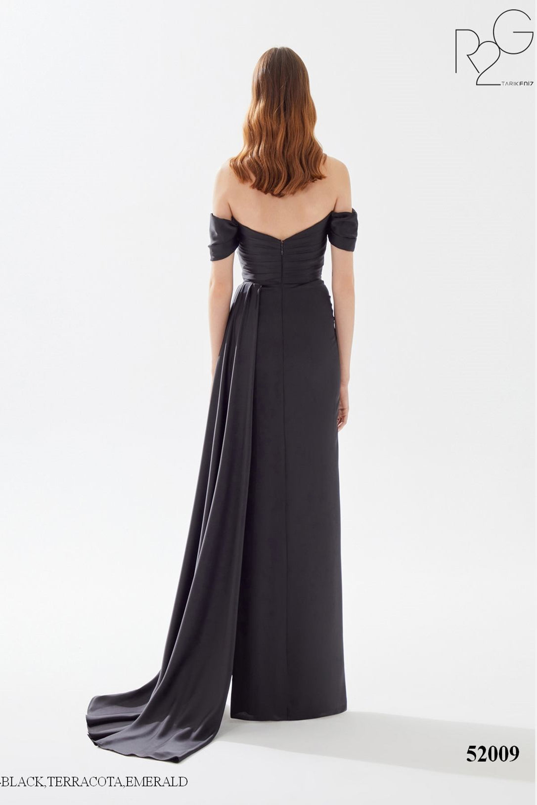 希少 LESS TAILOR ALL IN ONE SS VERSION LILY One-Shoulder Black Slip Dress – LILY Official Store