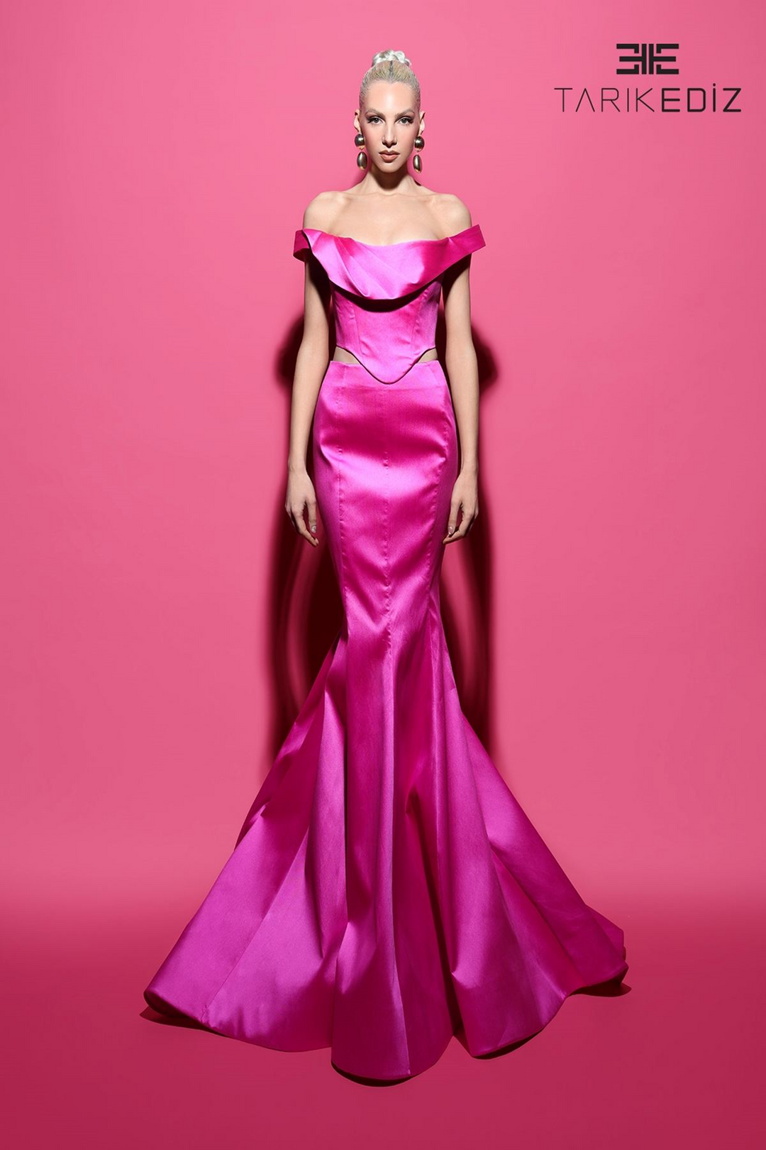 Tarik Ediz 98459: Luxe Taffeta Trumpet Evening Dress Mydressline Tarik Ediz 98459: Luxe Taffeta Trumpet Evening Dress Mydressline