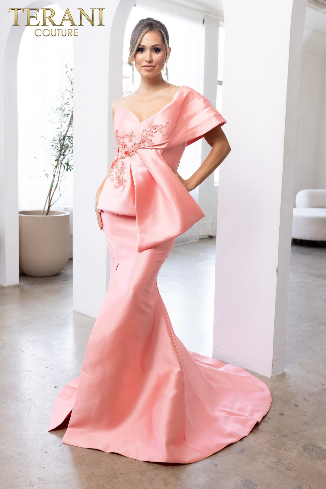 Terani Couture 241E2468
