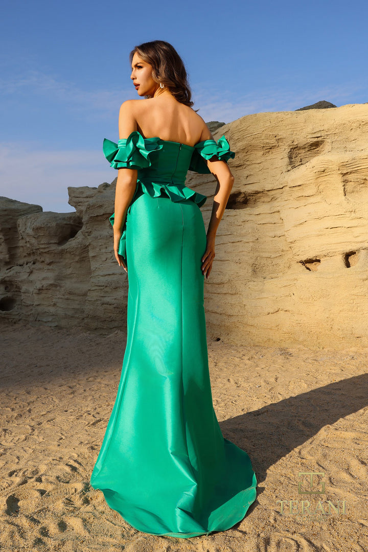 Terani Couture 252E5173