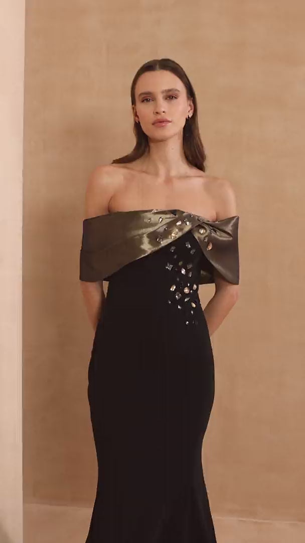 MNM Couture V07388
