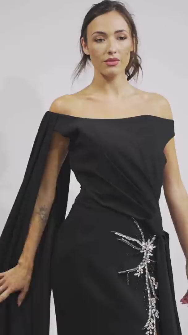 MNM Couture V02029