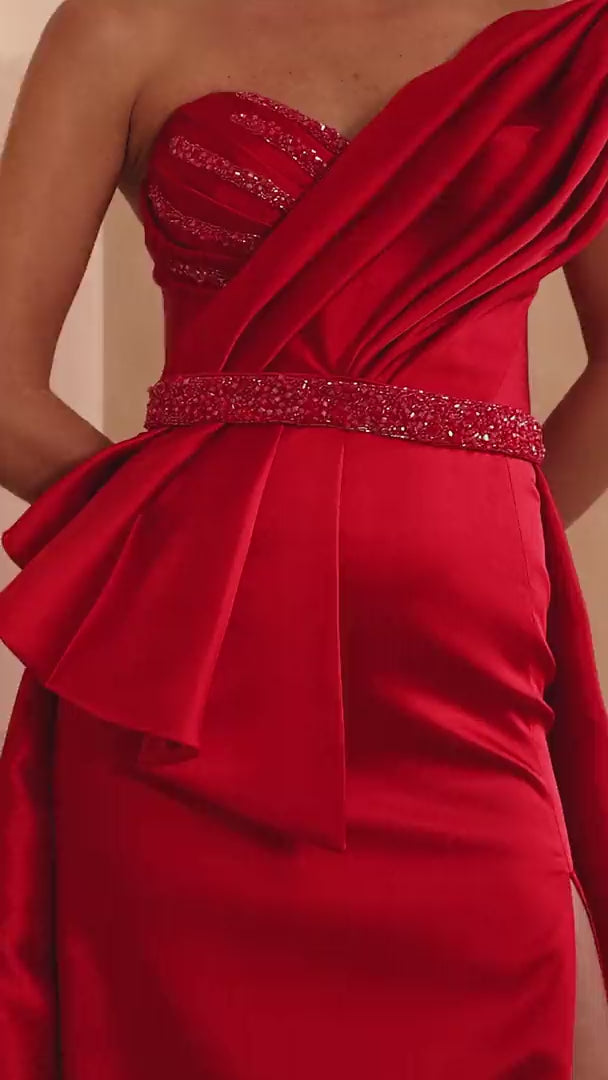 MNM Couture V07353