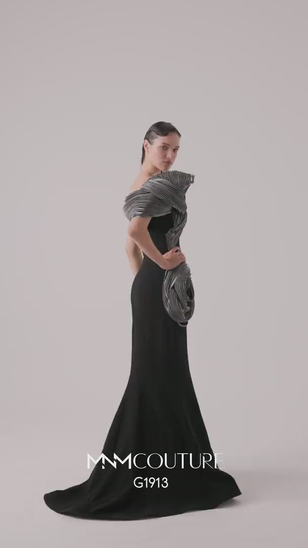 MNM Couture G1913