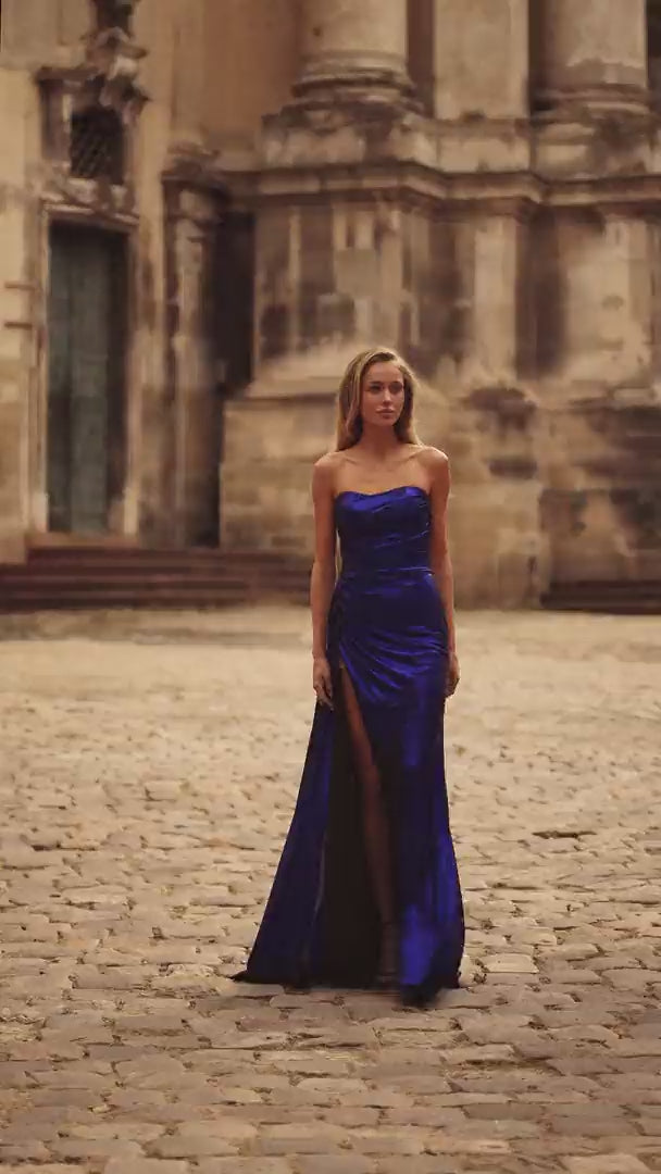 La Femme 32830