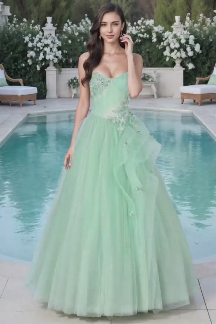 Terani Couture 261P6197