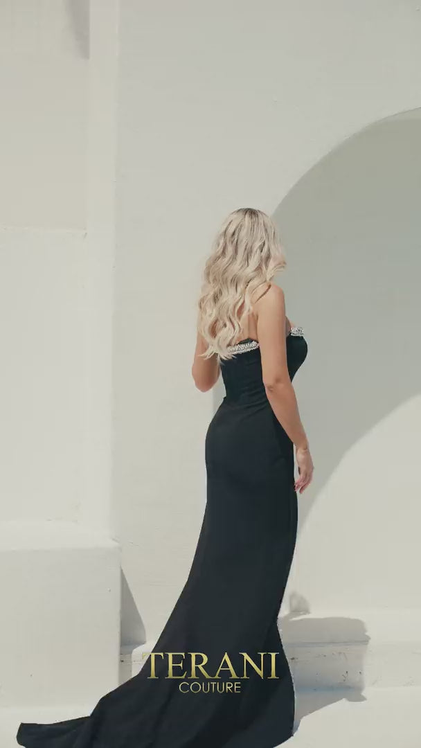 Terani Couture 241E2437