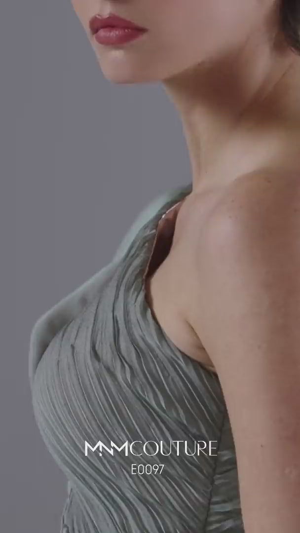 MNM Couture E0097