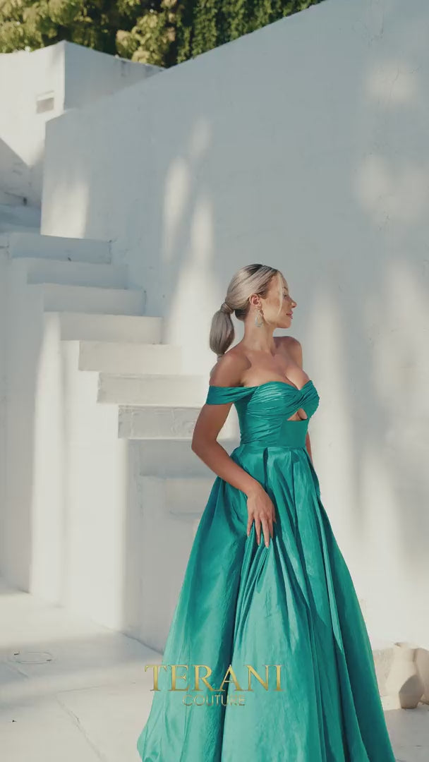 Terani Couture 241P2075