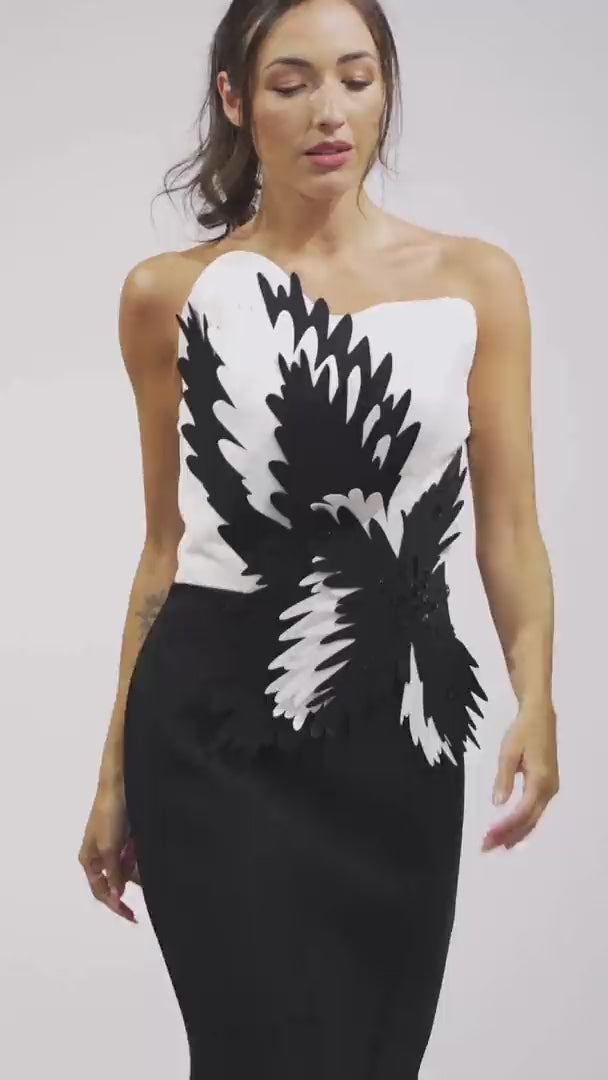 MNM Couture V07442