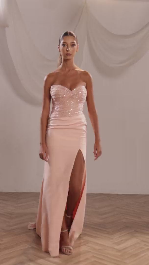 Reverie Couture SS226