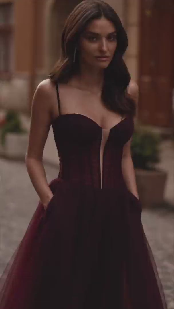 La Femme 32700