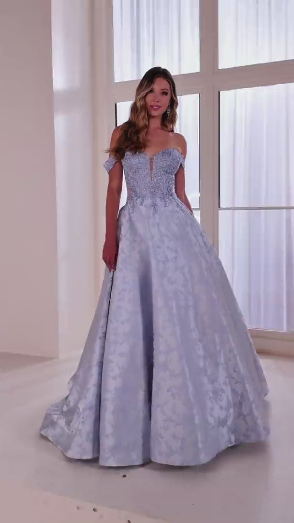 Ellie Wilde EW36078