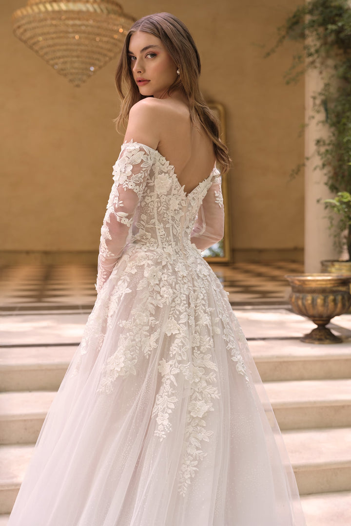 Andrea and Leo WL067