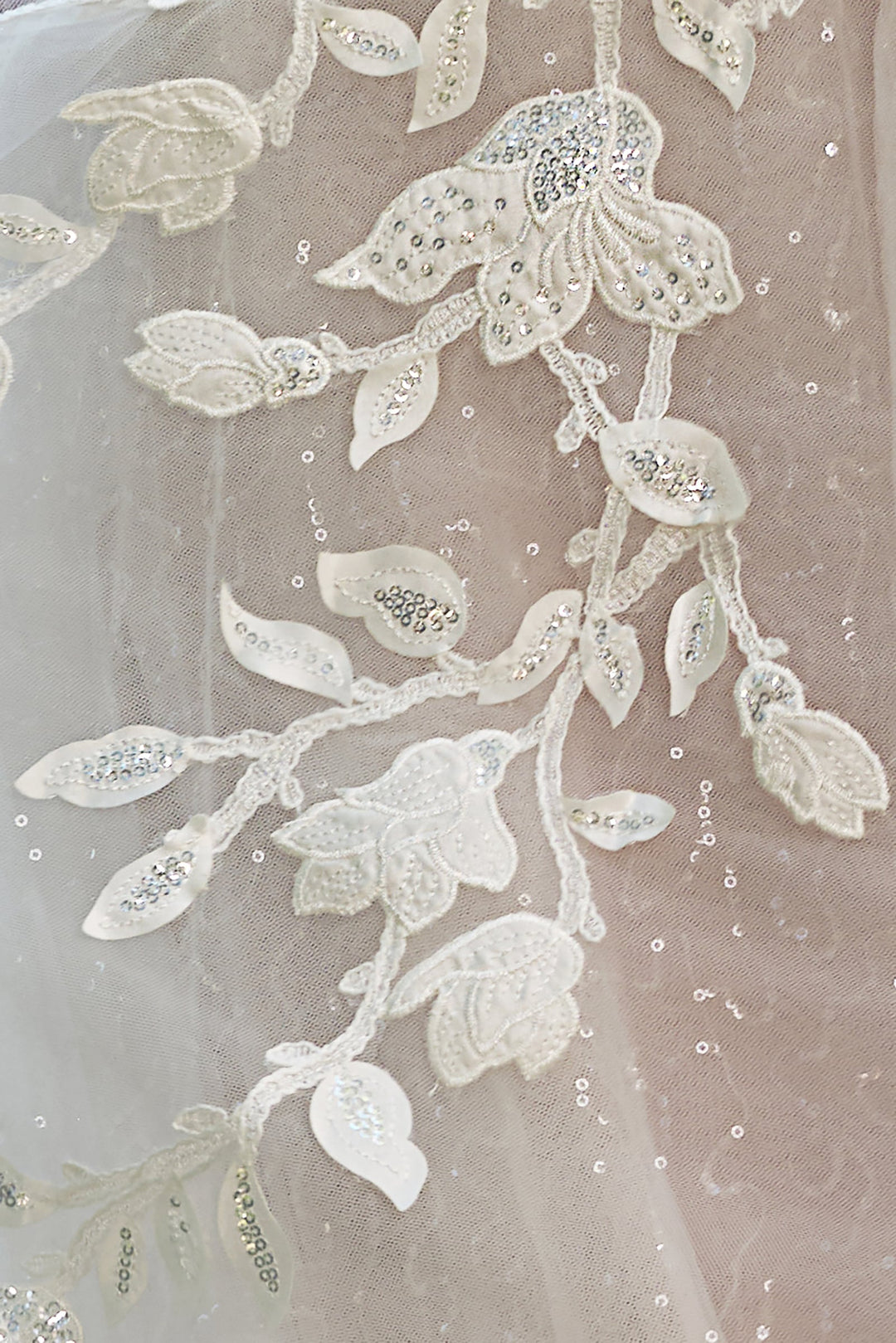 Andrea and Leo WL070