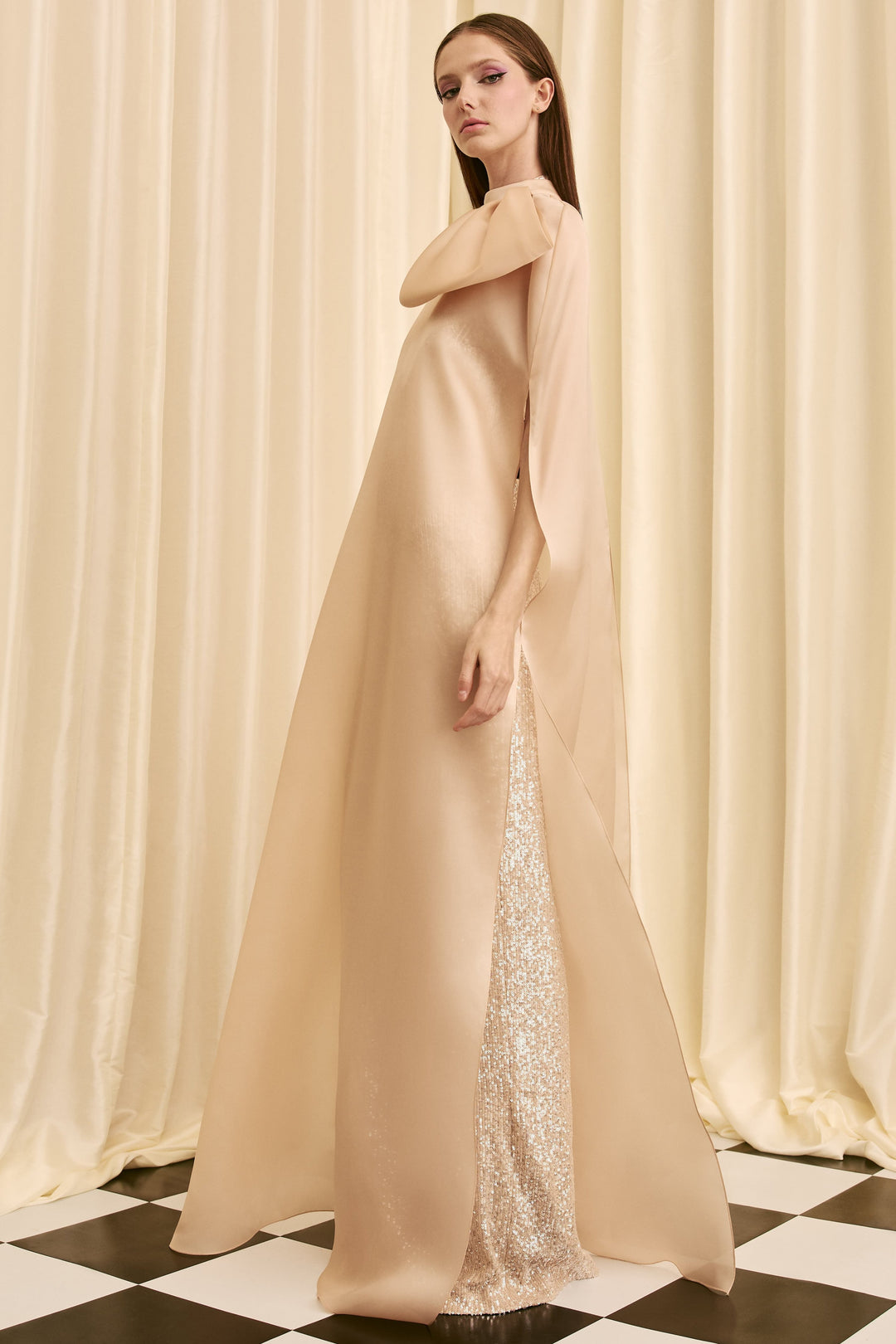 أودري+بروكس 7025