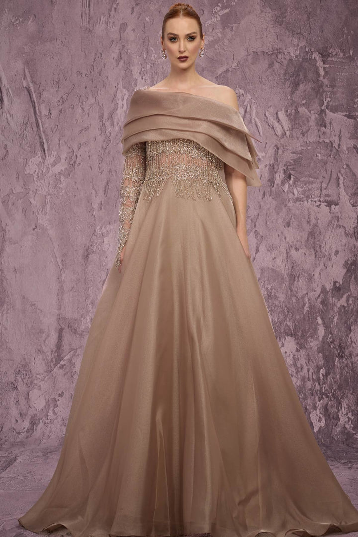 MNM Couture J03599