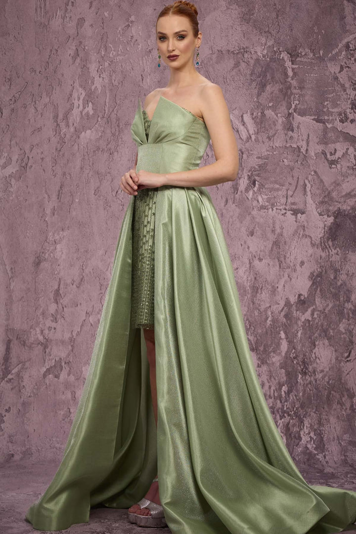 MNM Couture Q2024