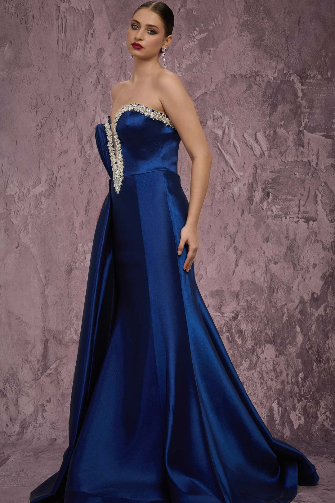 MNM كوتور Q2414