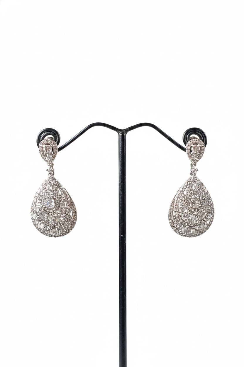 Iness INE045 – Metallic Beaded Evening Earrings