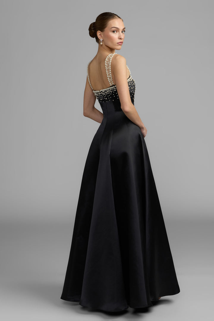 Mac Duggal 2426