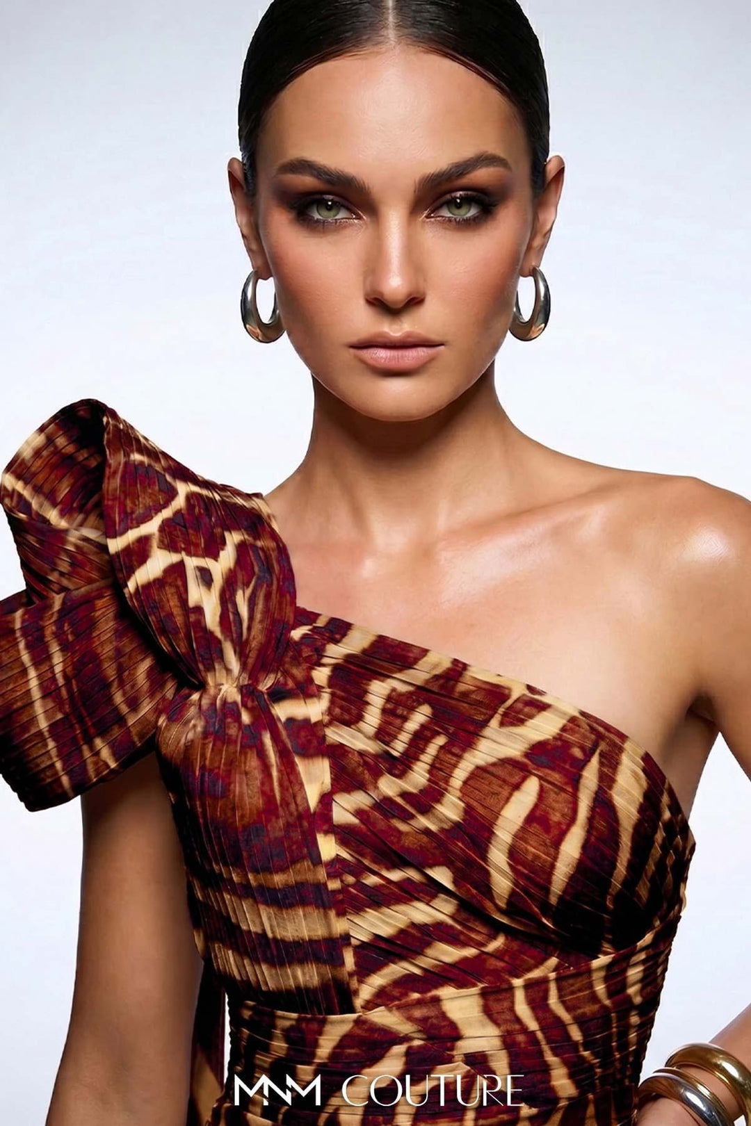 MNM Couture F02974