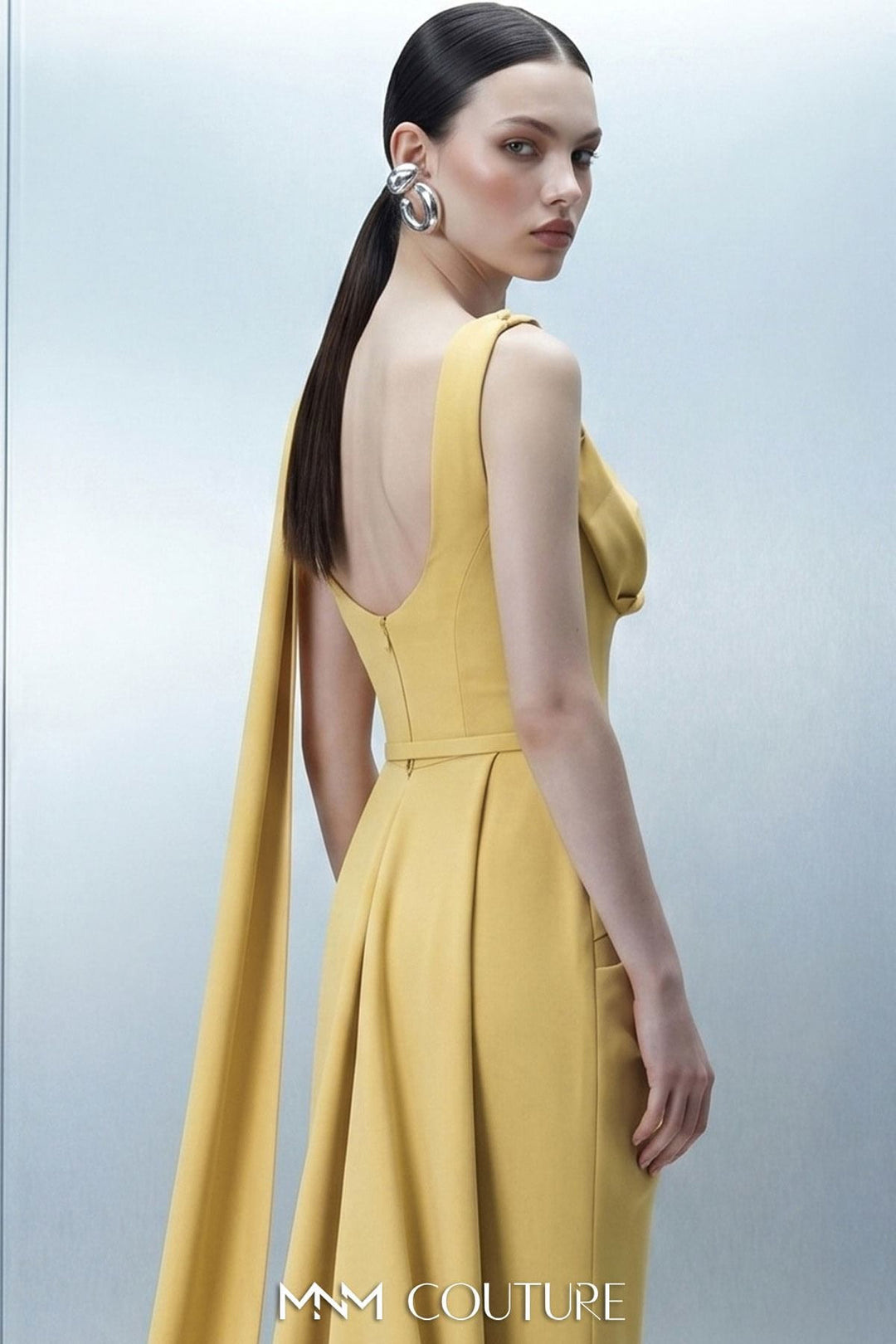 MNM Couture E0168