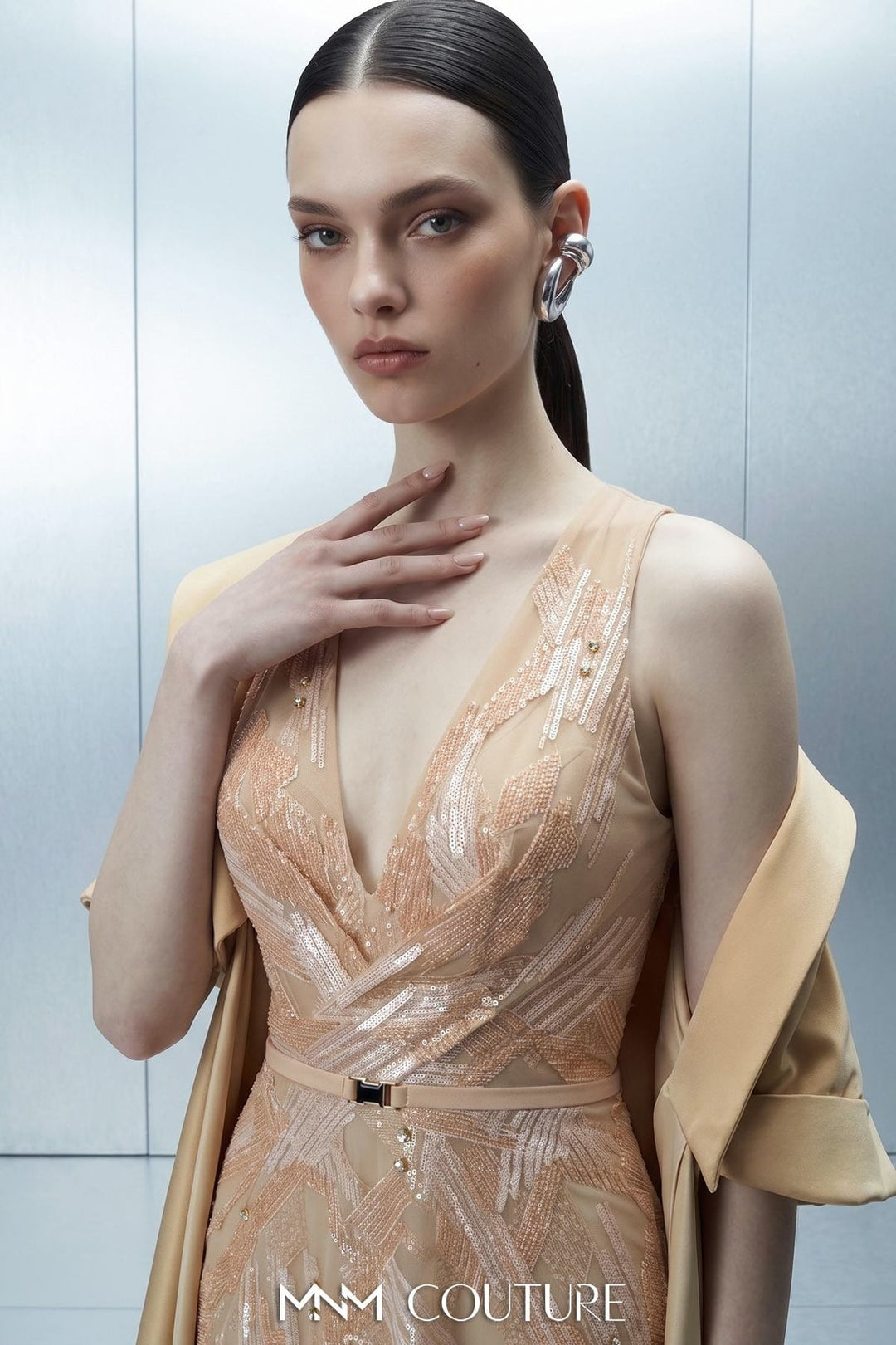 MNM Couture E0170