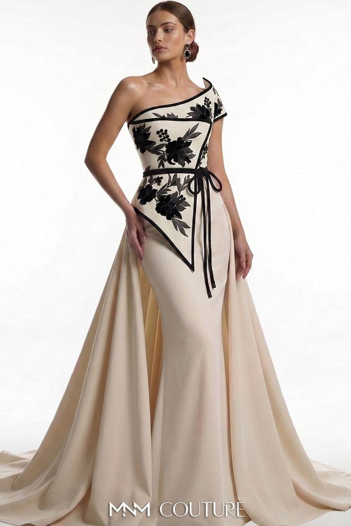 MNM Couture F03023
