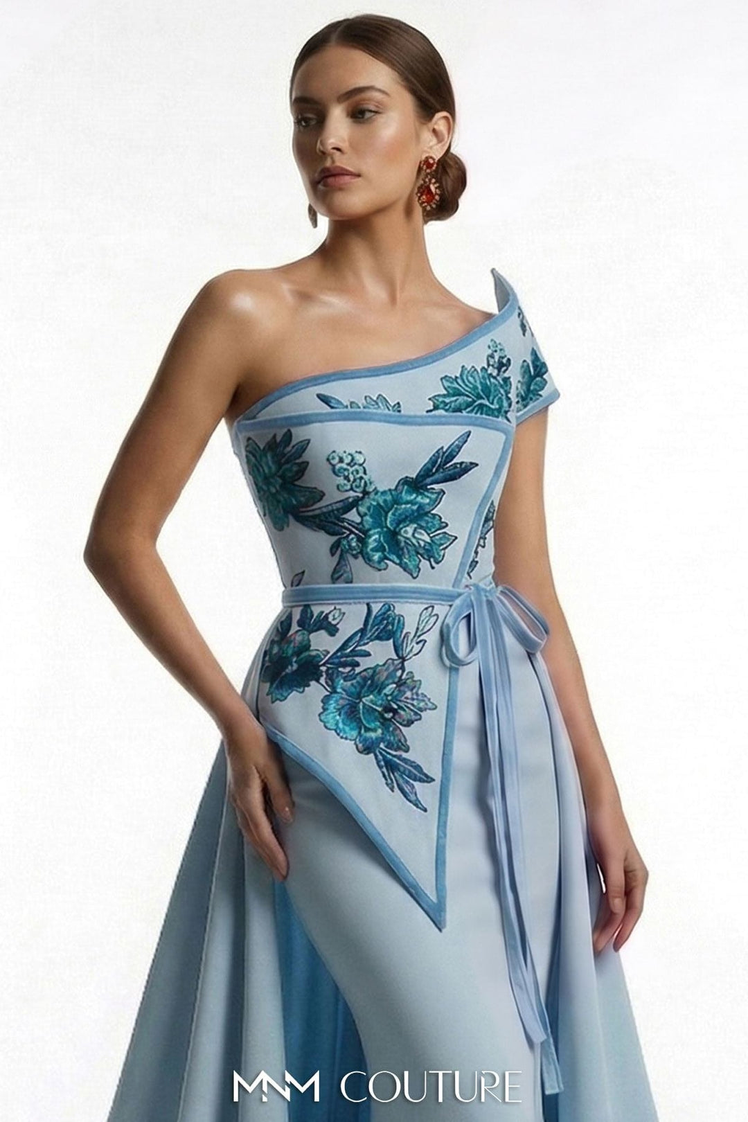 MNM Couture F03023
