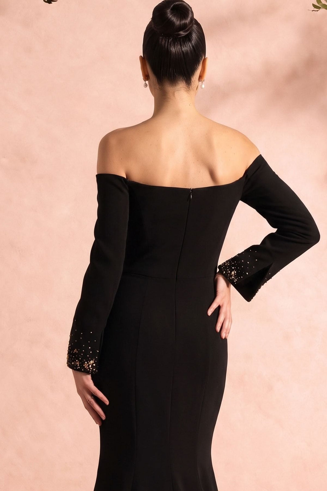 MNM Couture O07822