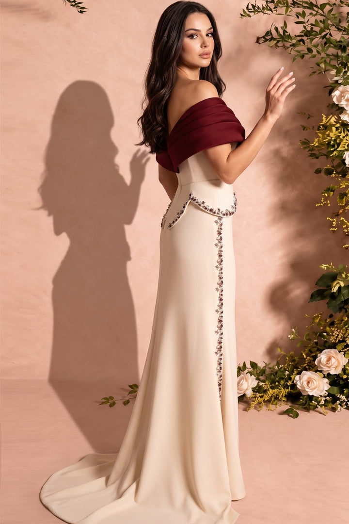 MNM Couture O07865