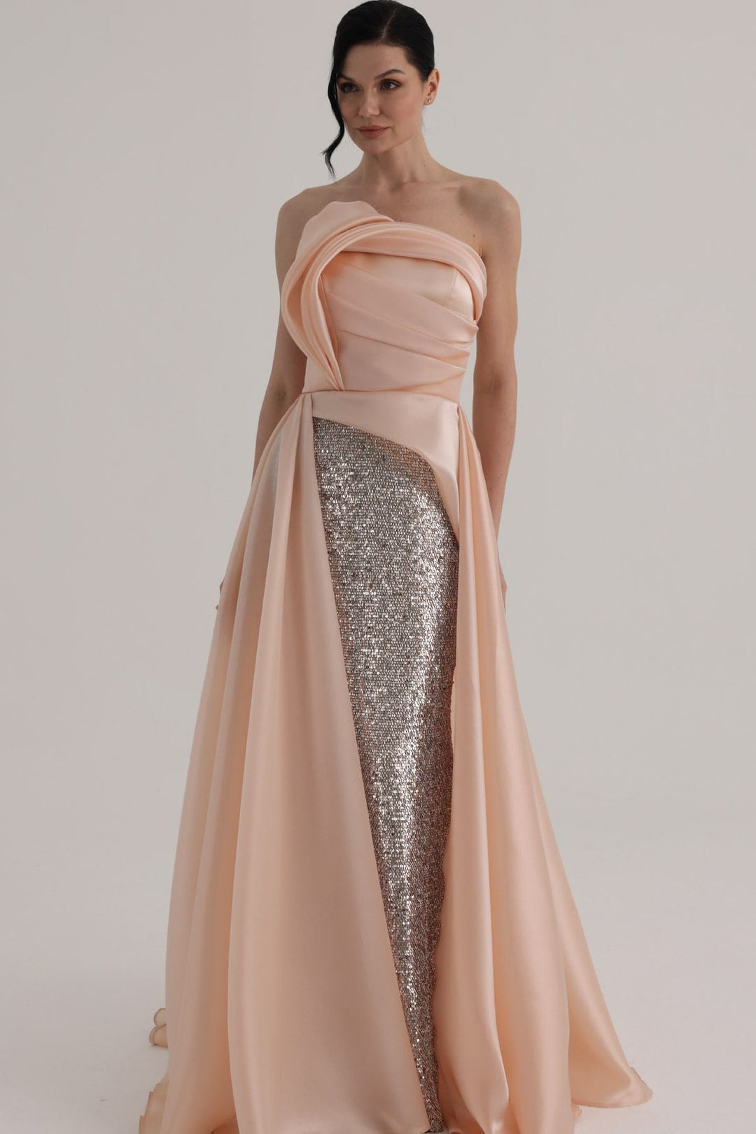 MNM Couture O07863