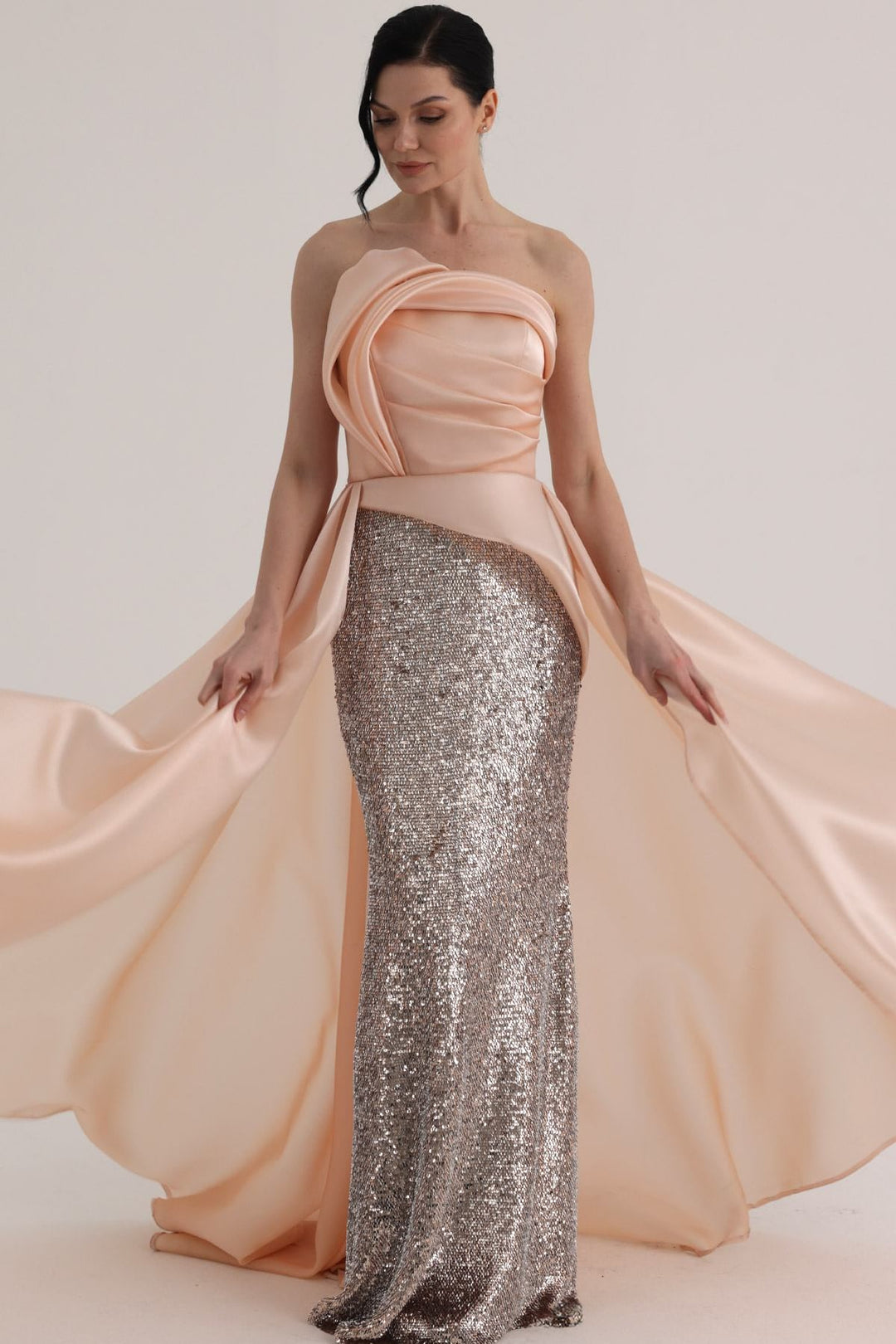 MNM Couture O07863