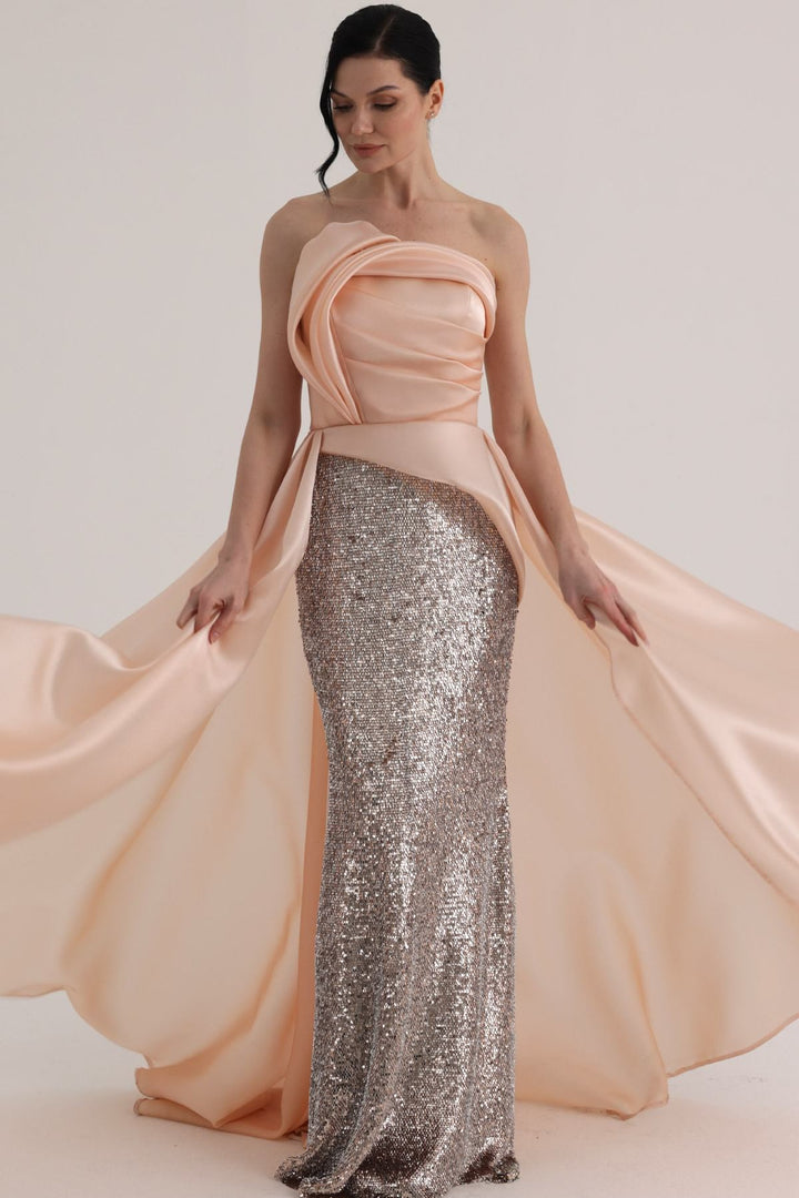 MNM Couture O07863