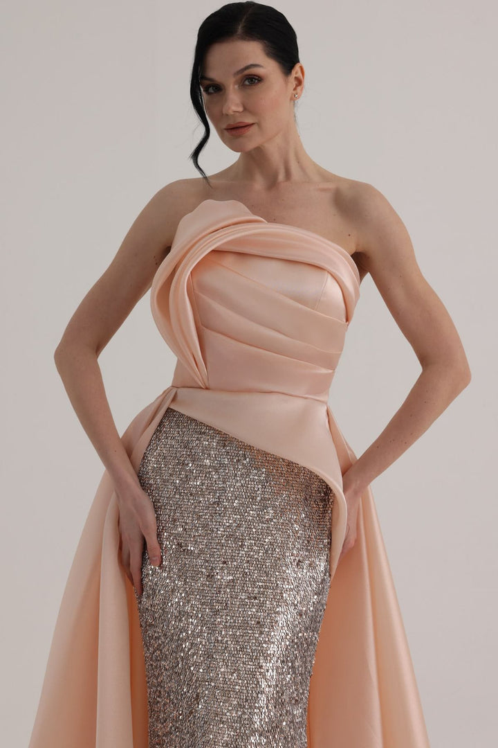 MNM Couture O07863