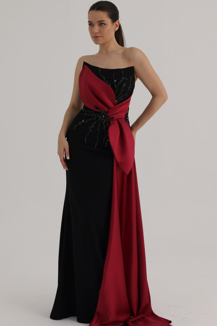 MNM Couture O07861
