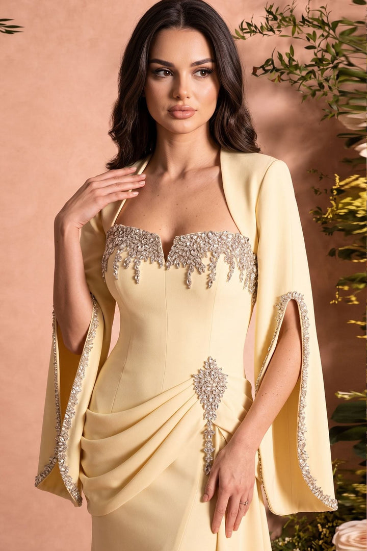 MNM Couture O07851