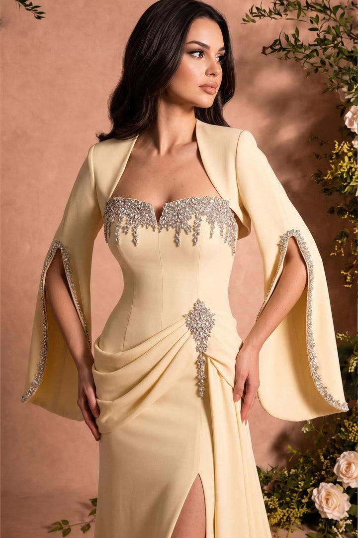 MNM Couture O07851