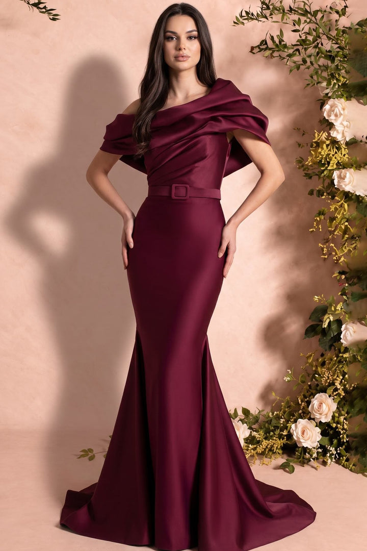 MNM Couture O07841