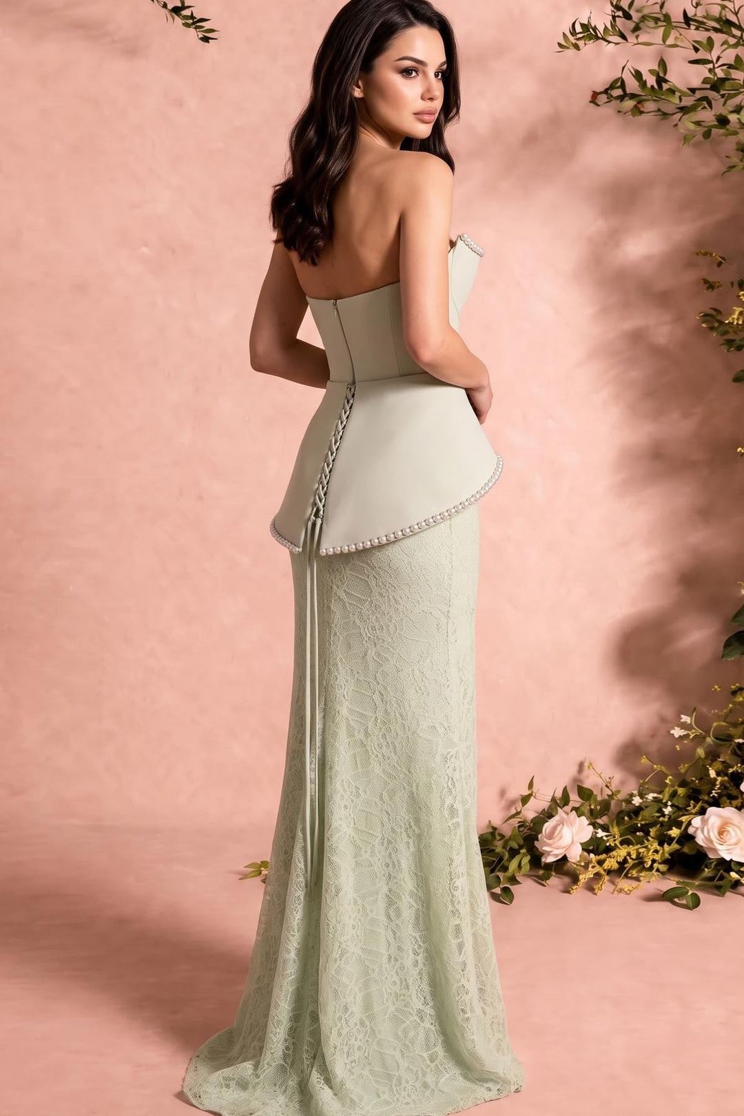 MNM Couture O07829