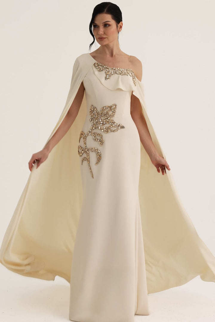 MNM Couture O07824