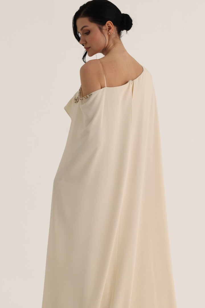 MNM Couture O07824