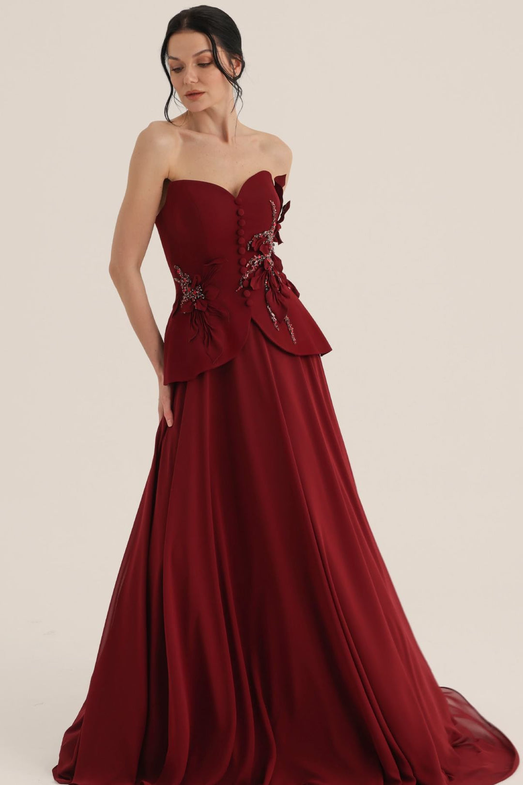 MNM Couture O07815