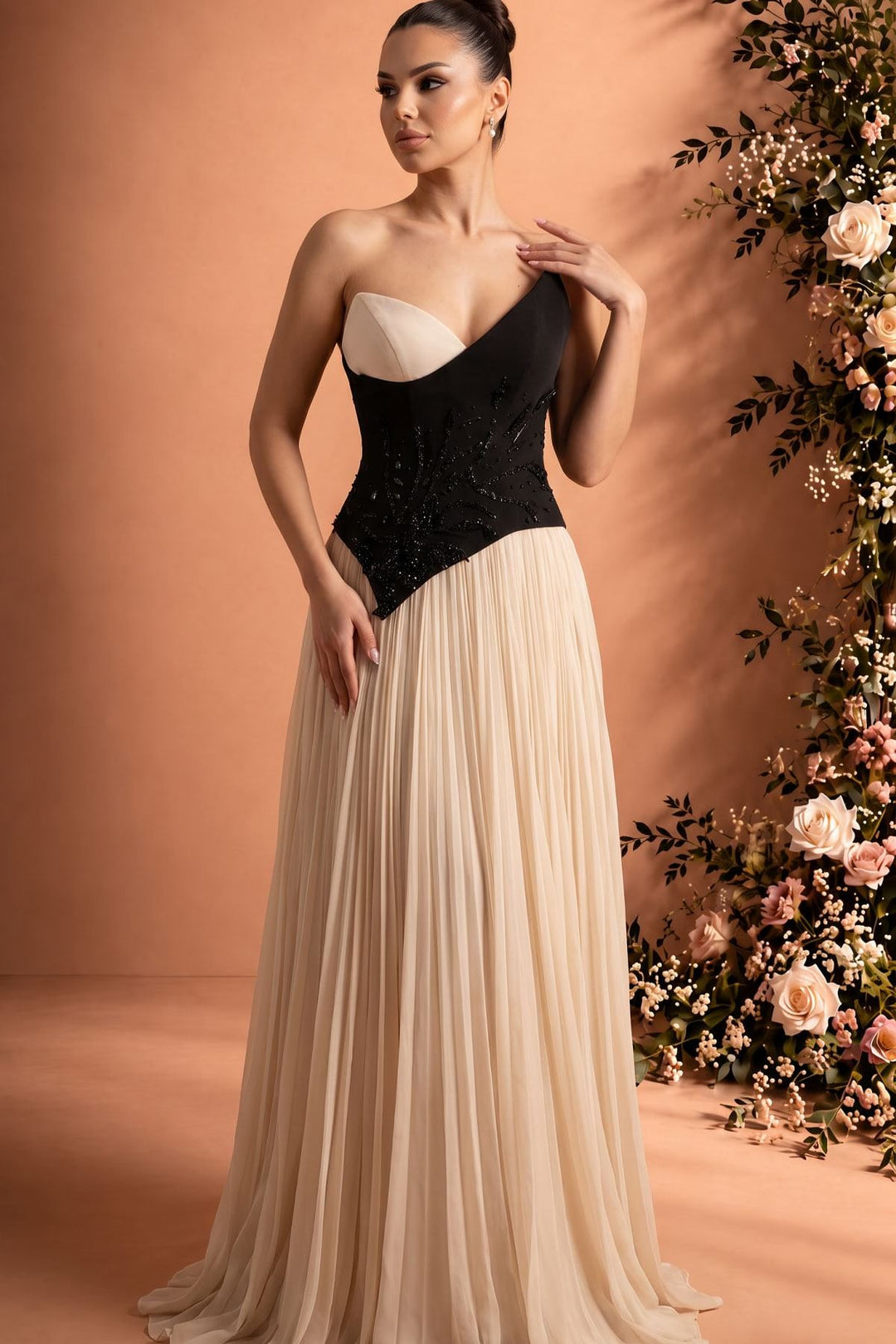 MNM Couture O07808