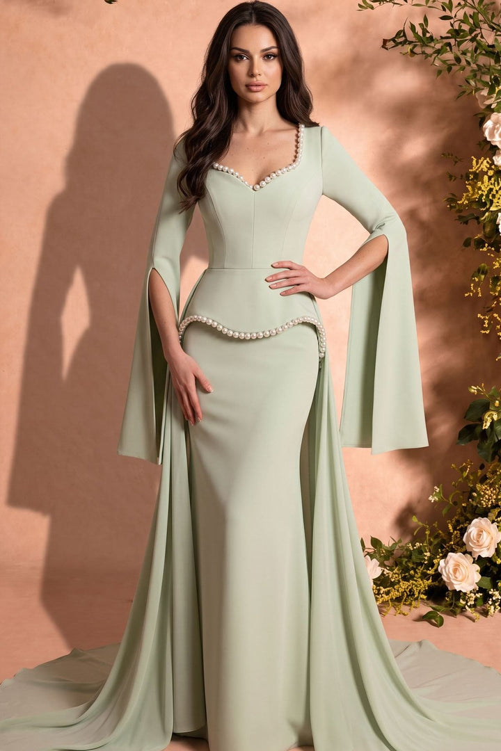Robe sirène MNM Couture O07826 avec péplum en perles